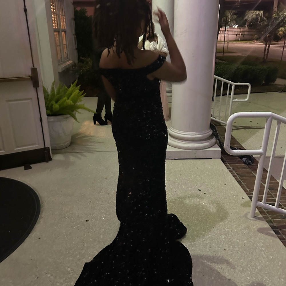 Black long prom dress